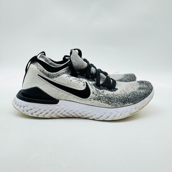 Nike Shoes Mens 6 Black White Oreo Epic React Fyknit 2 Sneakers Athletic Trainer - Picture 1 of 11